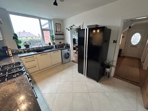 Photo 33- click for photo gallery